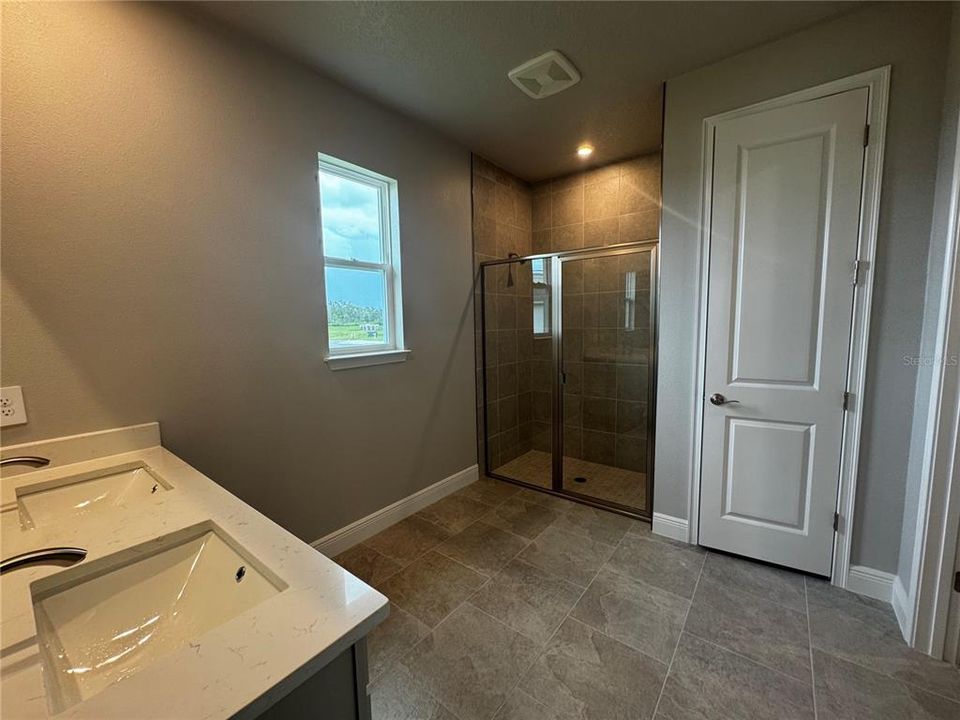 For Rent: $2,750 (4 beds, 3 baths, 2209 Square Feet)