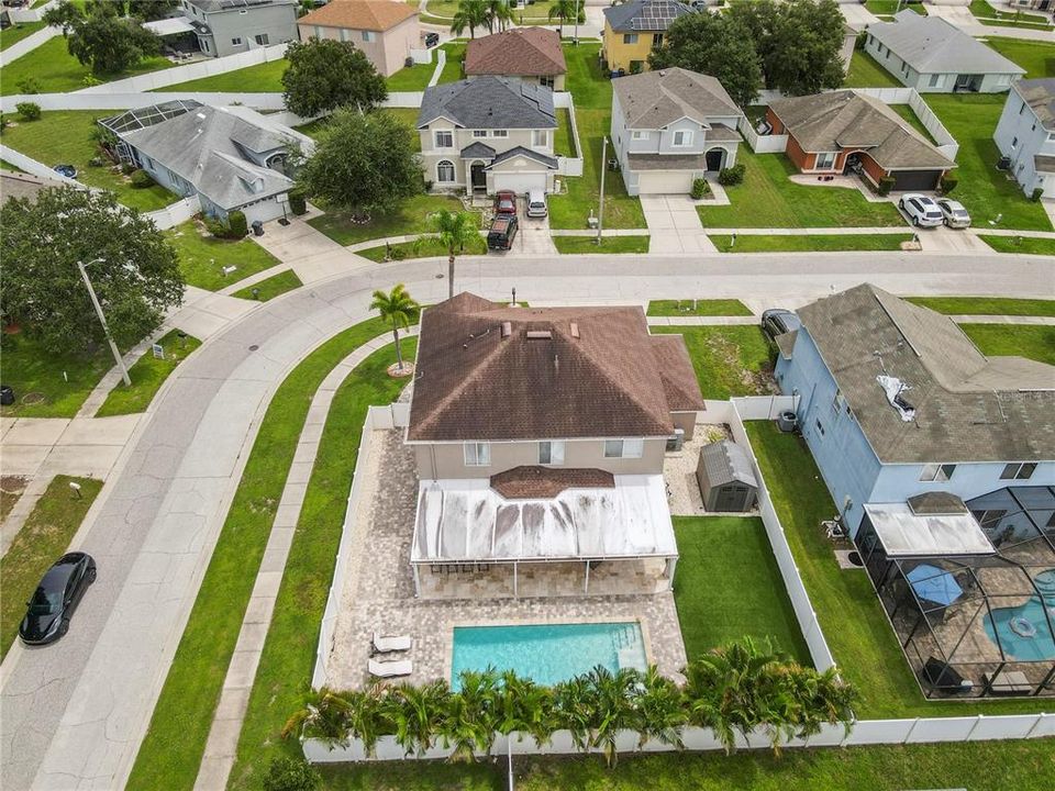 合同活跃: $495,000 (4 贝兹, 2 浴室, 2370 平方英尺)