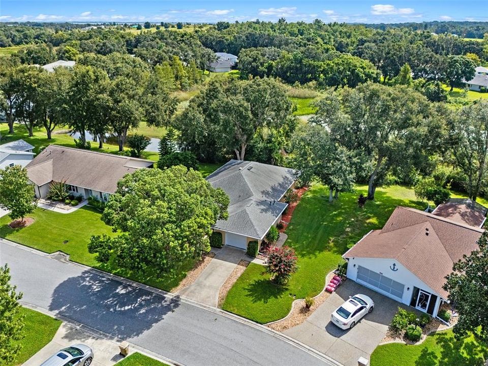 合同活跃: $289,900 (3 贝兹, 2 浴室, 1913 平方英尺)