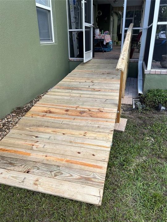 For Sale: $783,000 (4 beds, 3 baths, 2900 Square Feet)