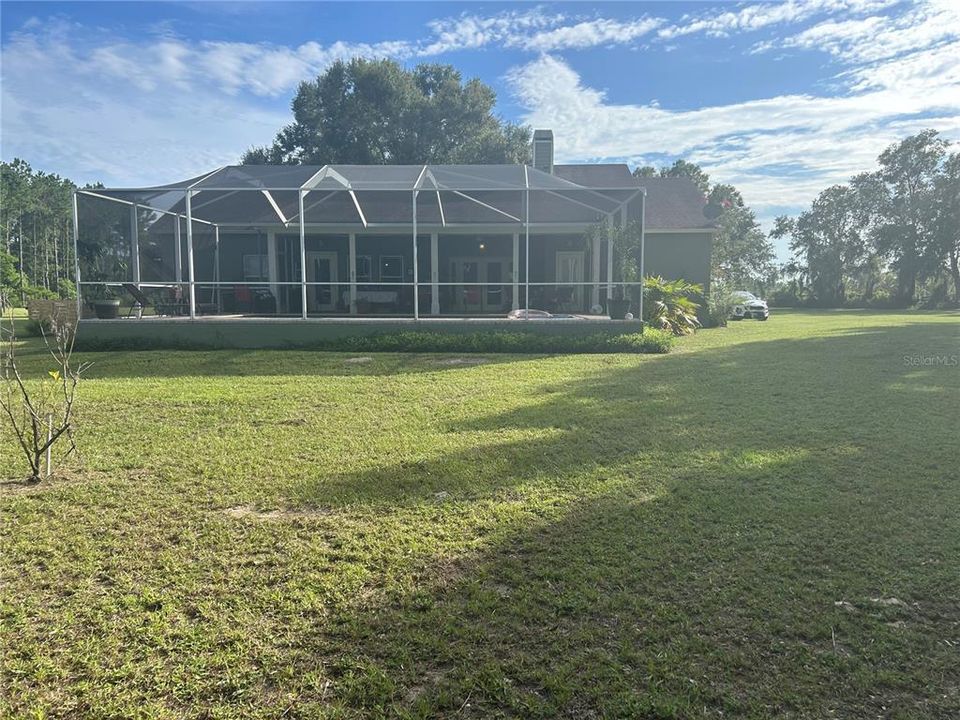 For Sale: $783,000 (4 beds, 3 baths, 2900 Square Feet)