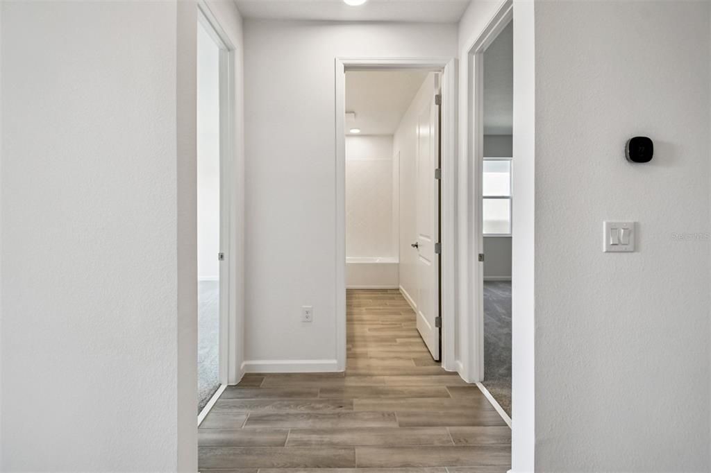 En Venta: $769,990 (5 camas, 4 baños, 3485 Pies cuadrados)