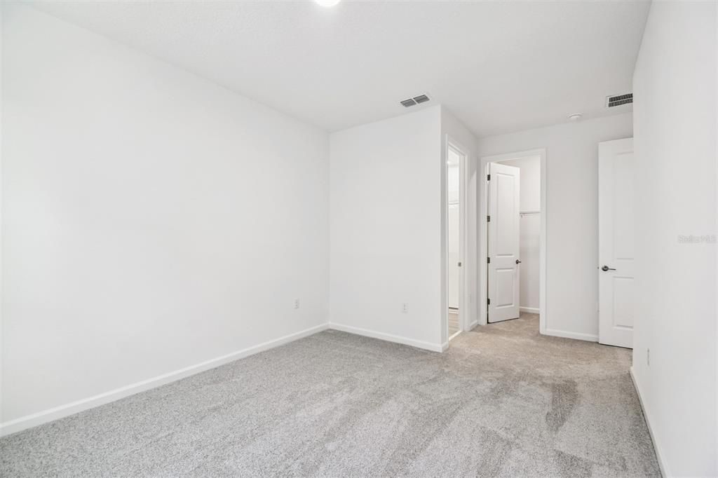 En Venta: $769,990 (5 camas, 4 baños, 3485 Pies cuadrados)