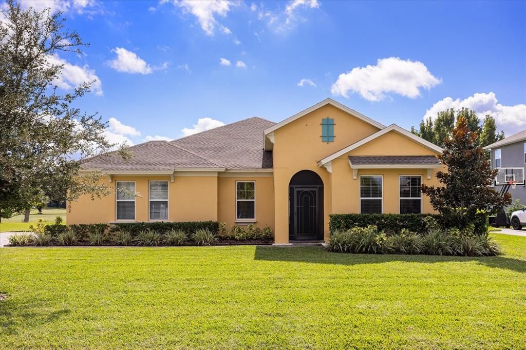 Active With Contract: $620,000 (5 beds, 3 baths, 2905 Square Feet)