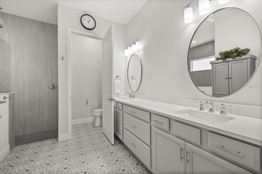 Active With Contract: $620,000 (5 beds, 3 baths, 2905 Square Feet)