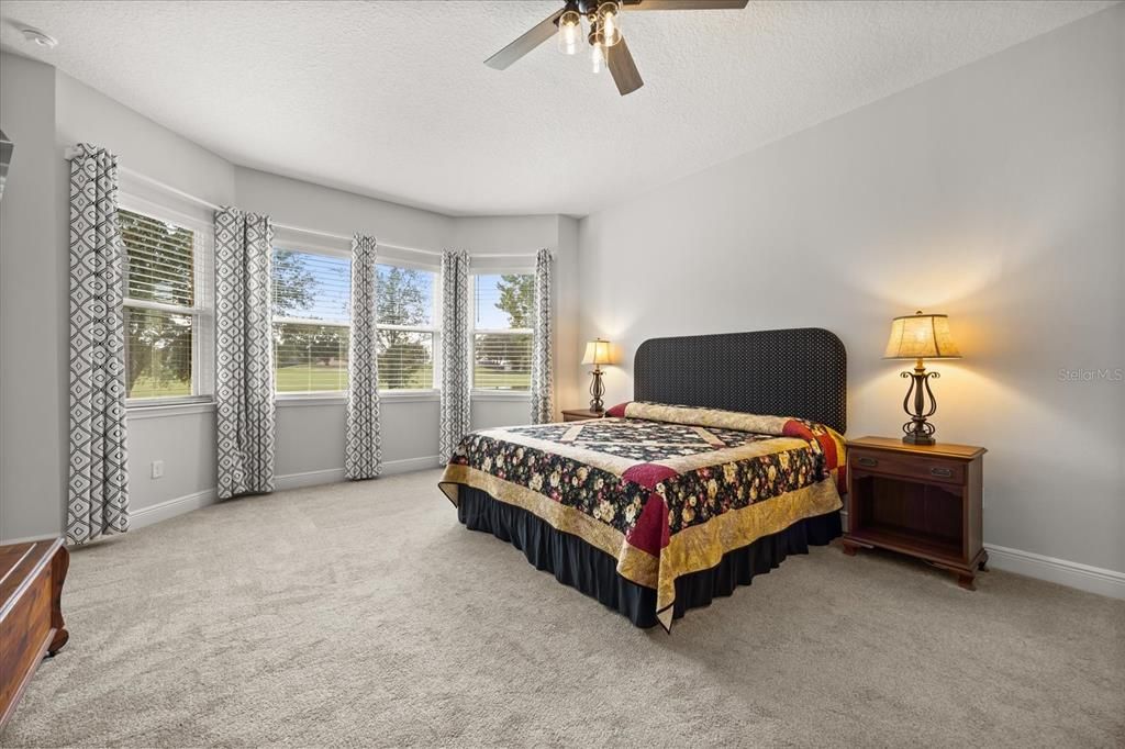 Active With Contract: $620,000 (5 beds, 3 baths, 2905 Square Feet)