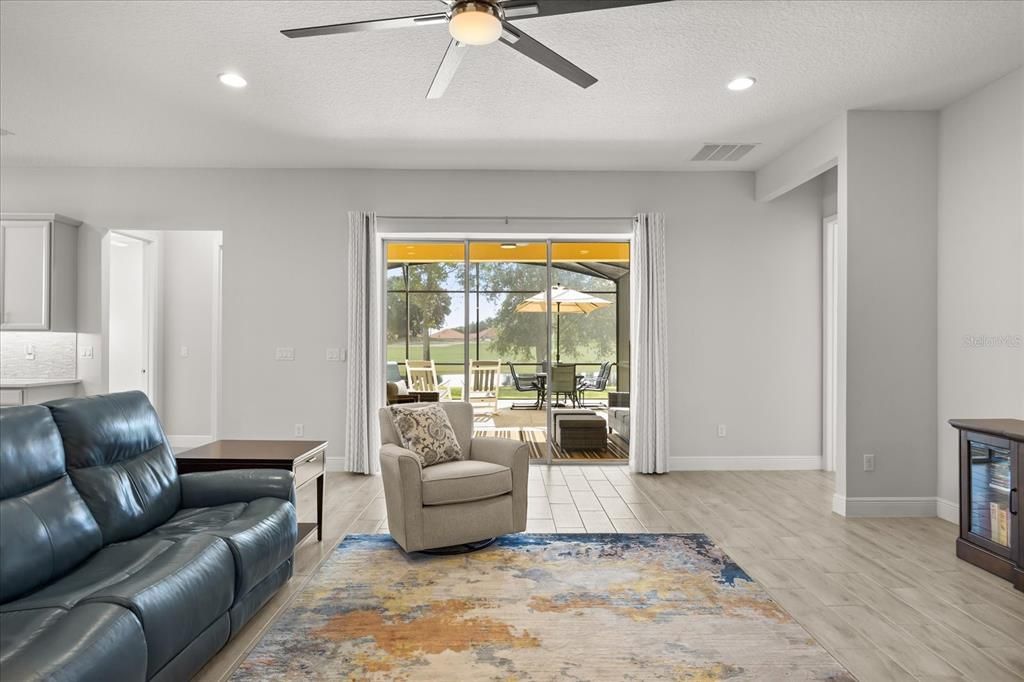 Active With Contract: $620,000 (5 beds, 3 baths, 2905 Square Feet)