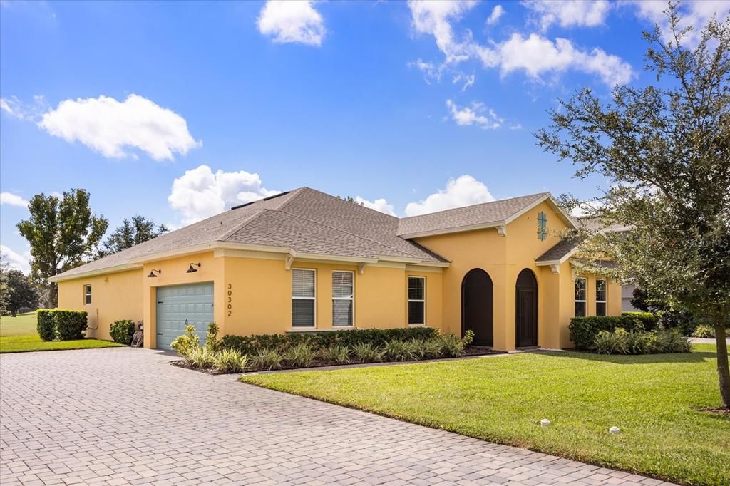 Active With Contract: $620,000 (5 beds, 3 baths, 2905 Square Feet)