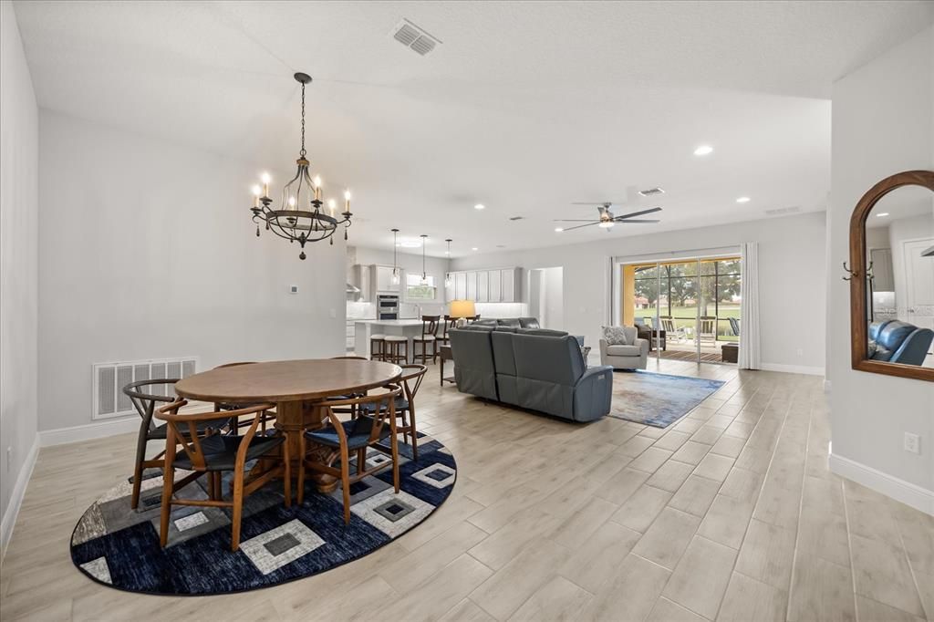 Active With Contract: $620,000 (5 beds, 3 baths, 2905 Square Feet)