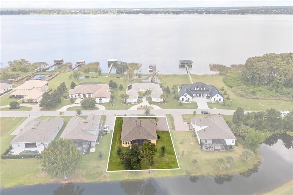 Active With Contract: $620,000 (5 beds, 3 baths, 2905 Square Feet)