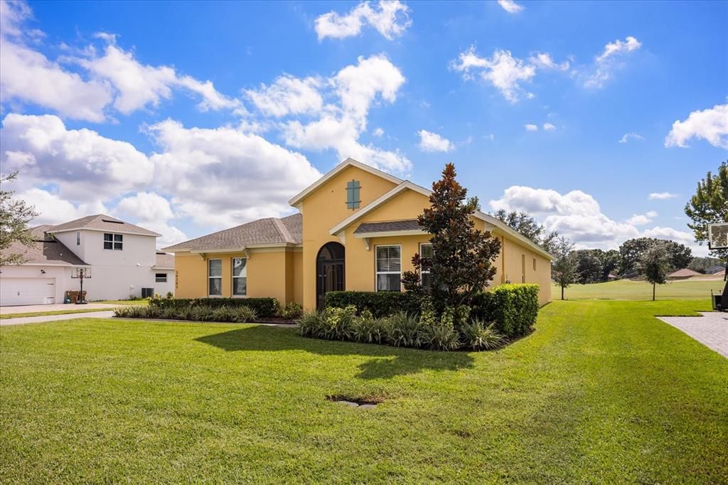 Active With Contract: $620,000 (5 beds, 3 baths, 2905 Square Feet)