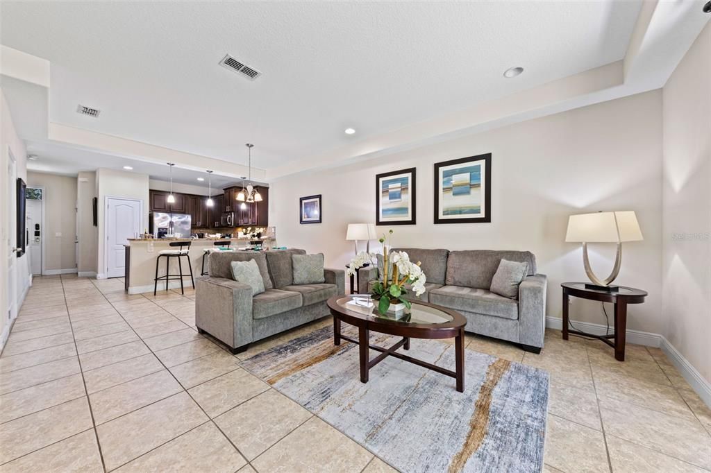 En Venta: $289,500 (3 camas, 2 baños, 1632 Pies cuadrados)