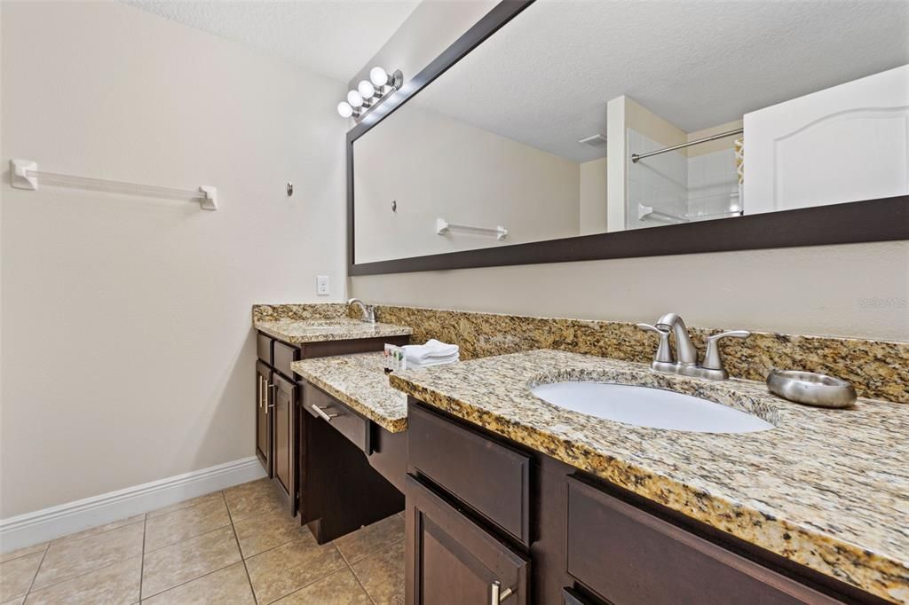 En Venta: $289,500 (3 camas, 2 baños, 1632 Pies cuadrados)