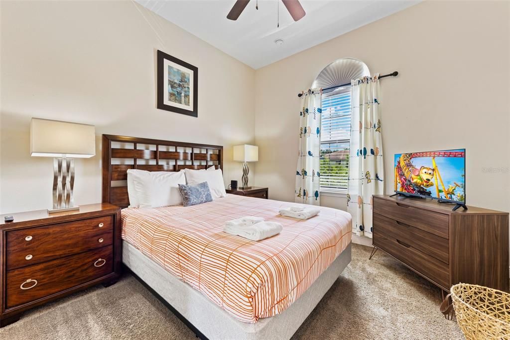 En Venta: $289,500 (3 camas, 2 baños, 1632 Pies cuadrados)