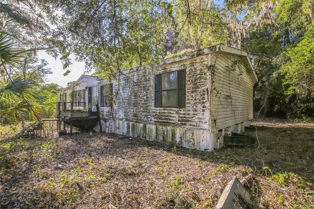 Active With Contract: $49,000 (4 beds, 2 baths, 1440 Square Feet)