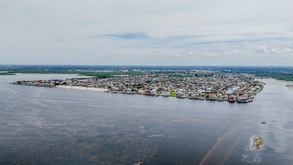 待售: $1,079,900 (5 贝兹, 3 浴室, 3000 平方英尺)