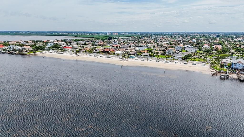 待售: $1,079,900 (5 贝兹, 3 浴室, 3000 平方英尺)