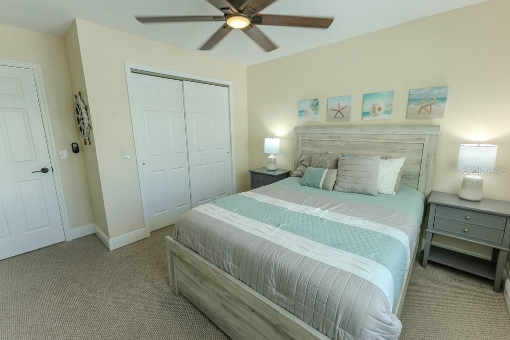 待售: $1,079,900 (5 贝兹, 3 浴室, 3000 平方英尺)