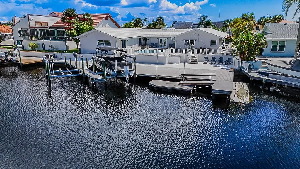 待售: $1,079,900 (5 贝兹, 3 浴室, 3000 平方英尺)