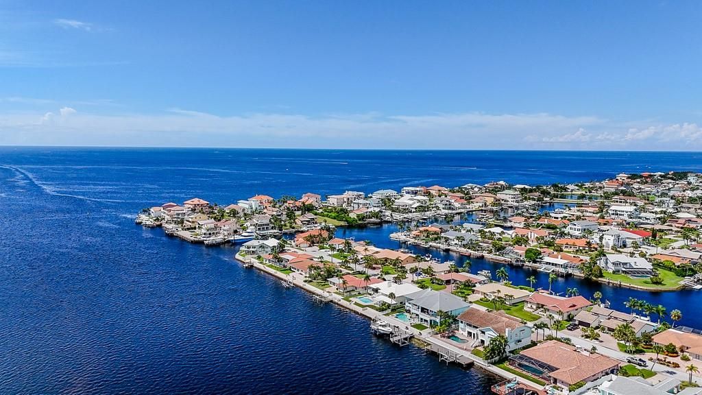 待售: $1,079,900 (5 贝兹, 3 浴室, 3000 平方英尺)