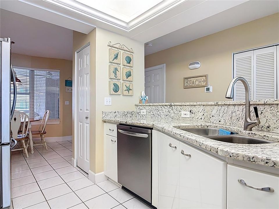 For Sale: $649,000 (3 beds, 3 baths, 2065 Square Feet)