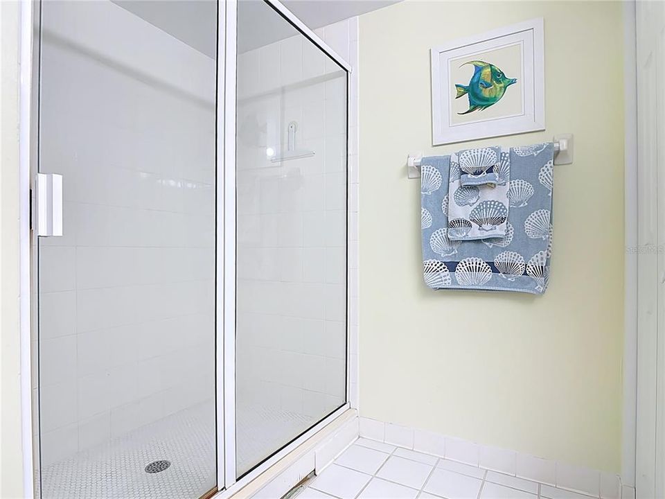 For Sale: $649,000 (3 beds, 3 baths, 2065 Square Feet)