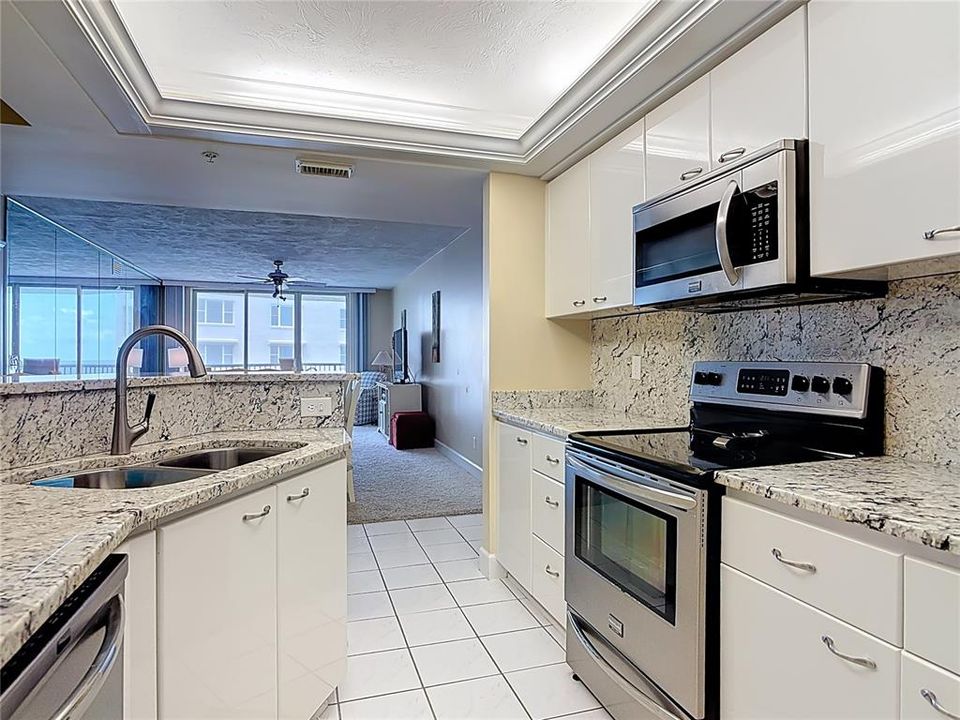 For Sale: $649,000 (3 beds, 3 baths, 2065 Square Feet)