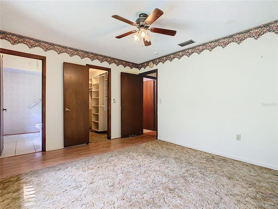 Active With Contract: $325,000 (3 beds, 2 baths, 1744 Square Feet)