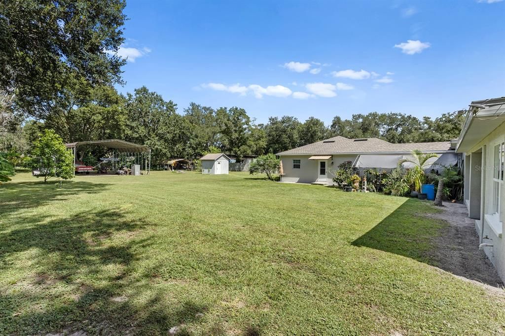 For Sale: $899,000 (5 beds, 3 baths, 4290 Square Feet)