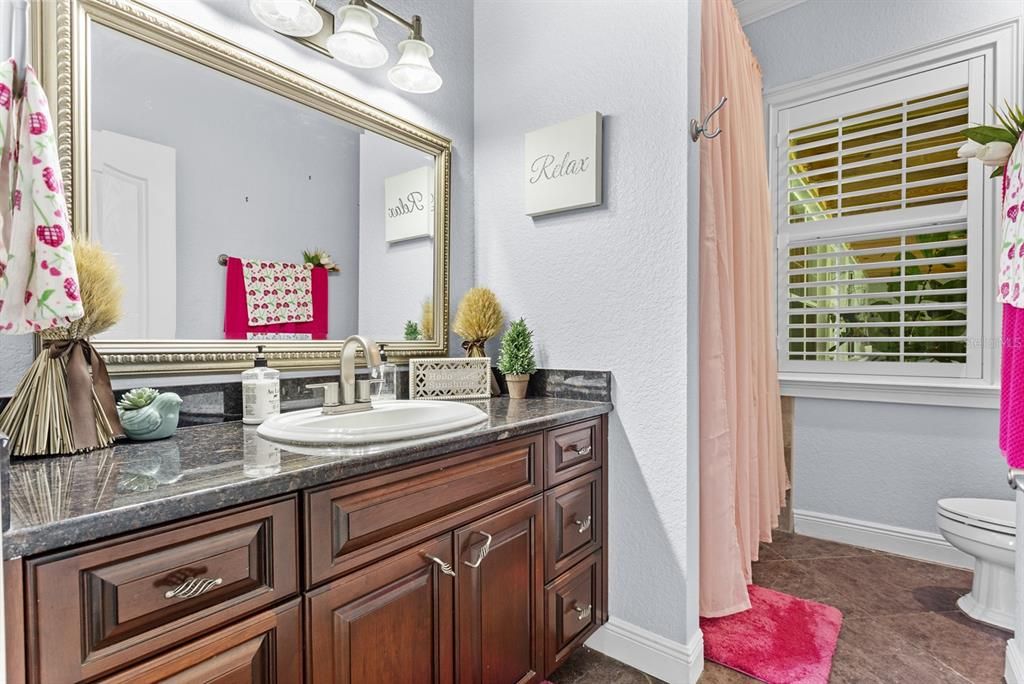 For Sale: $899,000 (5 beds, 3 baths, 4290 Square Feet)