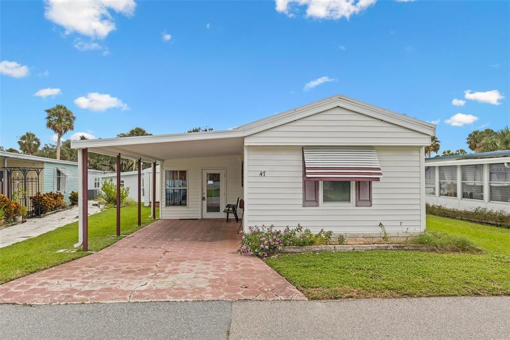 For Sale: $119,000 (2 beds, 1 baths, 1004 Square Feet)