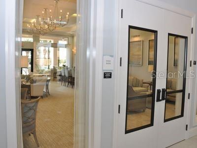 En Venta: $915,000 (4 camas, 4 baños, 3673 Pies cuadrados)