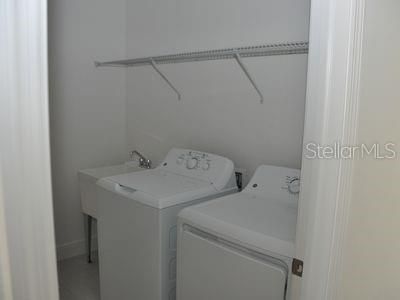 En Venta: $915,000 (4 camas, 4 baños, 3673 Pies cuadrados)