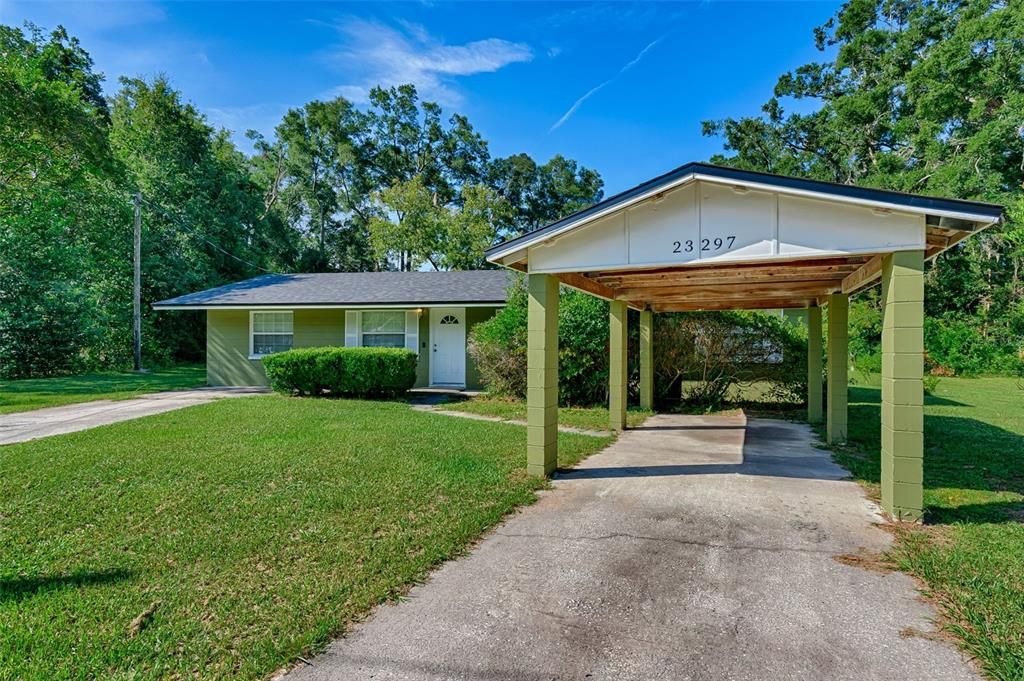 待售: $215,000 (3 贝兹, 1 浴室, 1200 平方英尺)