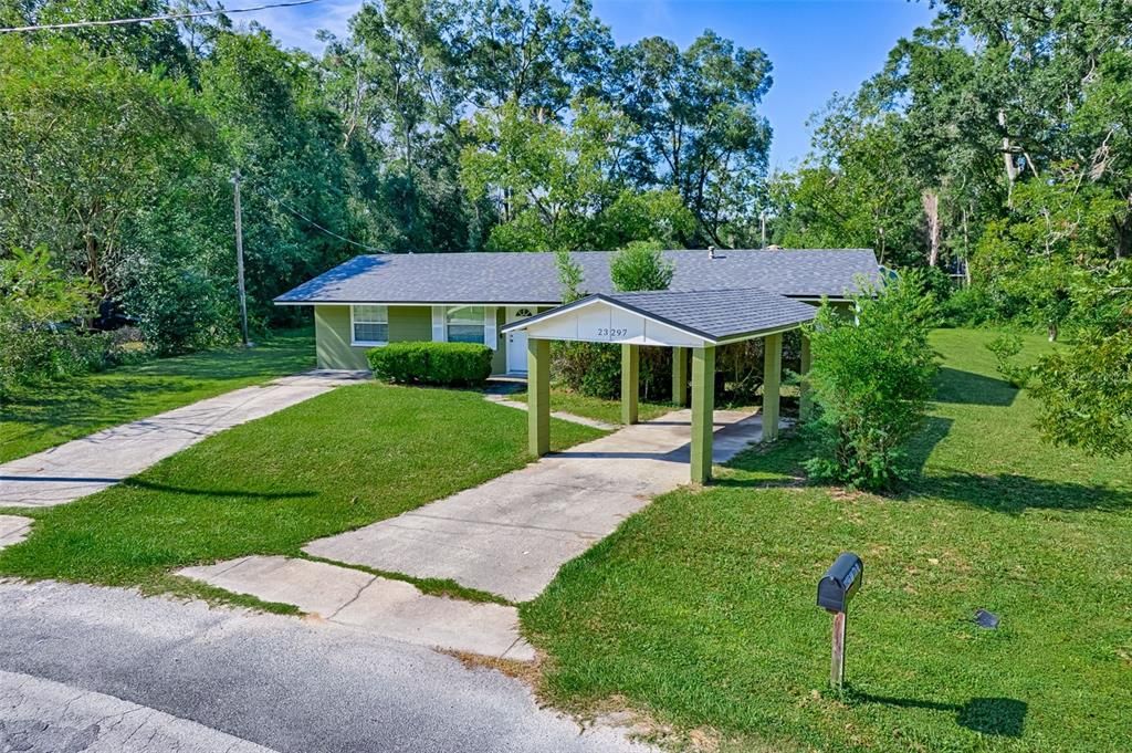 待售: $215,000 (3 贝兹, 1 浴室, 1200 平方英尺)