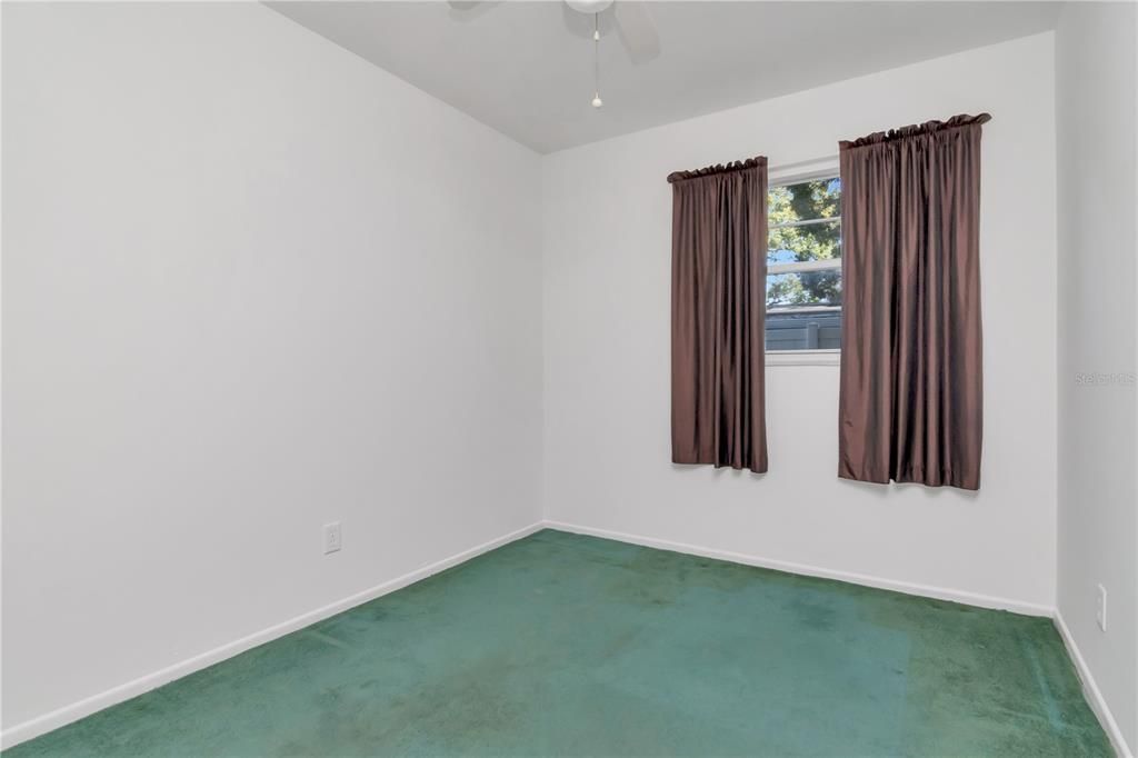 Active With Contract: $274,999 (3 beds, 2 baths, 1248 Square Feet)