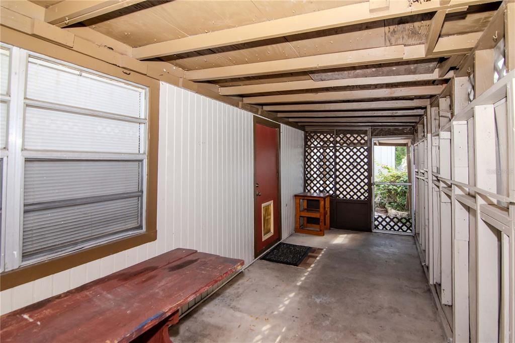 Active With Contract: $274,999 (3 beds, 2 baths, 1248 Square Feet)