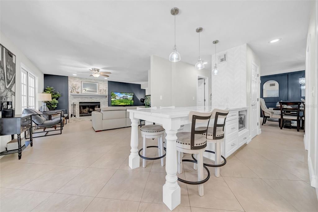 For Sale: $840,000 (3 beds, 2 baths, 2184 Square Feet)