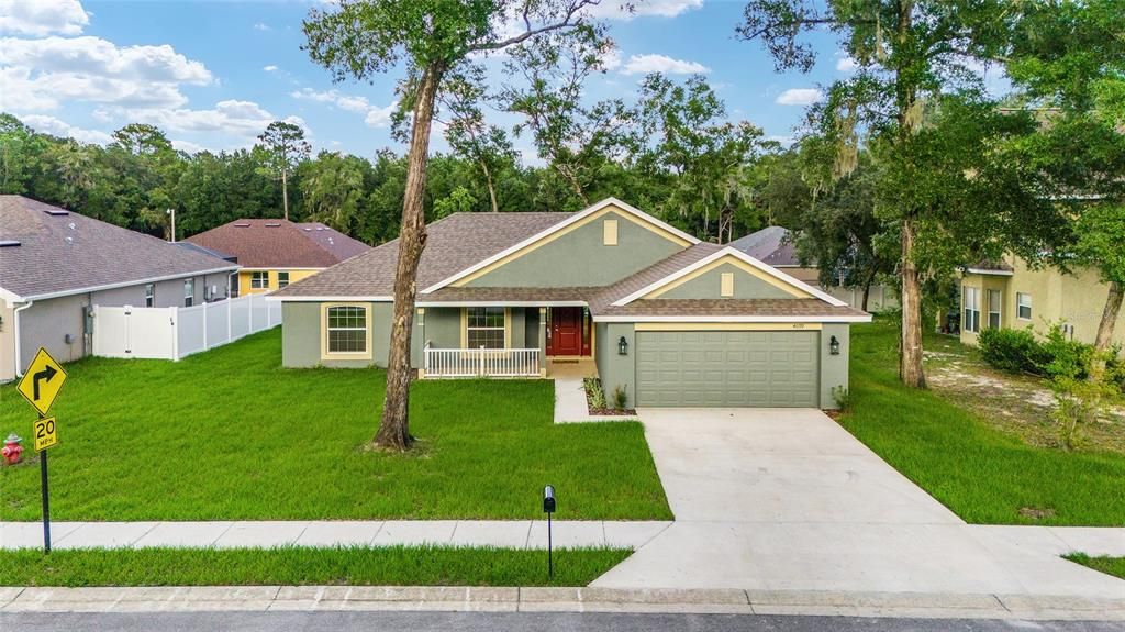 待售: $329,000 (4 贝兹, 2 浴室, 1758 平方英尺)