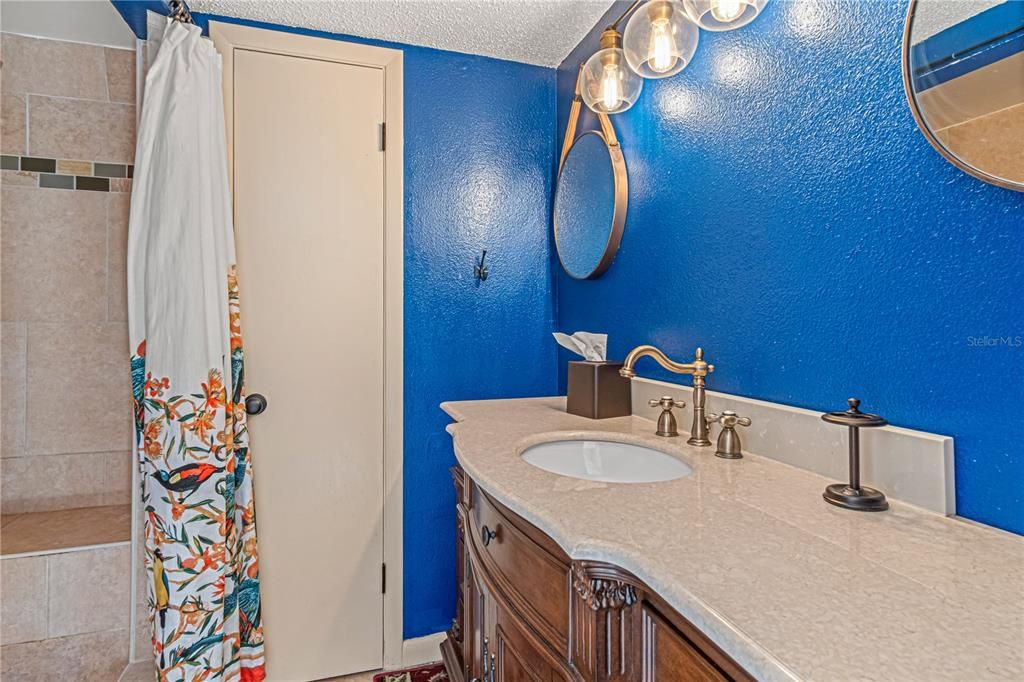 For Rent: $2,800 (2 beds, 2 baths, 1328 Square Feet)