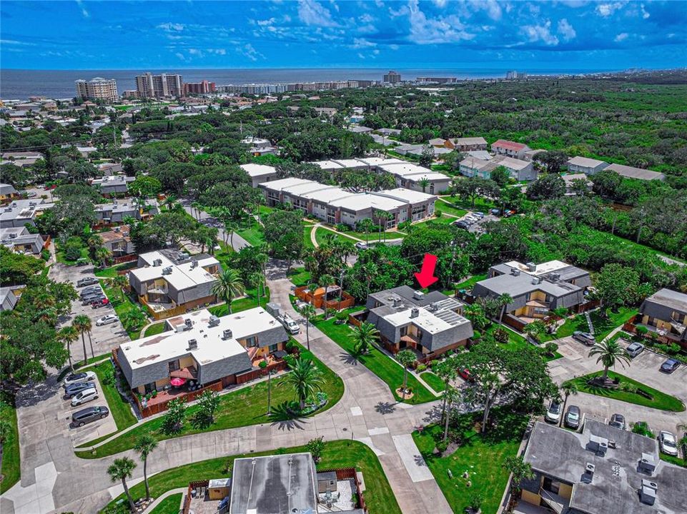 For Rent: $2,800 (2 beds, 2 baths, 1328 Square Feet)