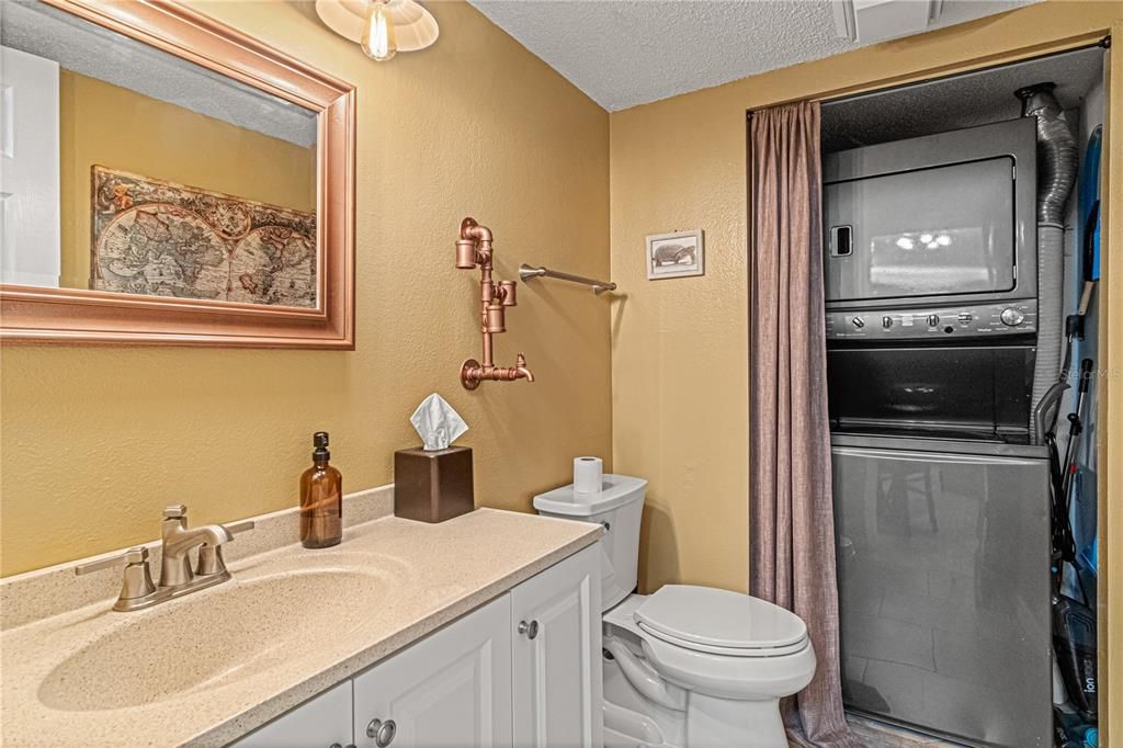 For Rent: $2,800 (2 beds, 2 baths, 1328 Square Feet)