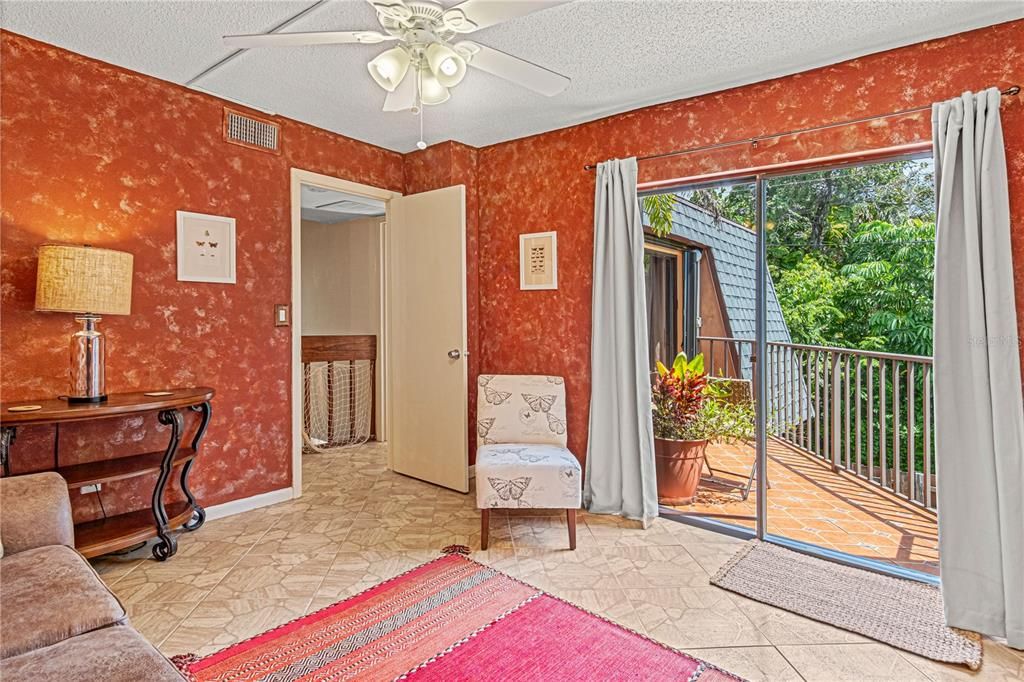 For Rent: $2,800 (2 beds, 2 baths, 1328 Square Feet)