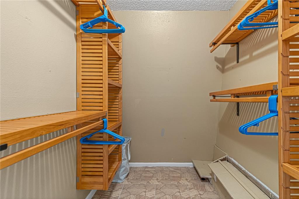 For Rent: $2,800 (2 beds, 2 baths, 1328 Square Feet)