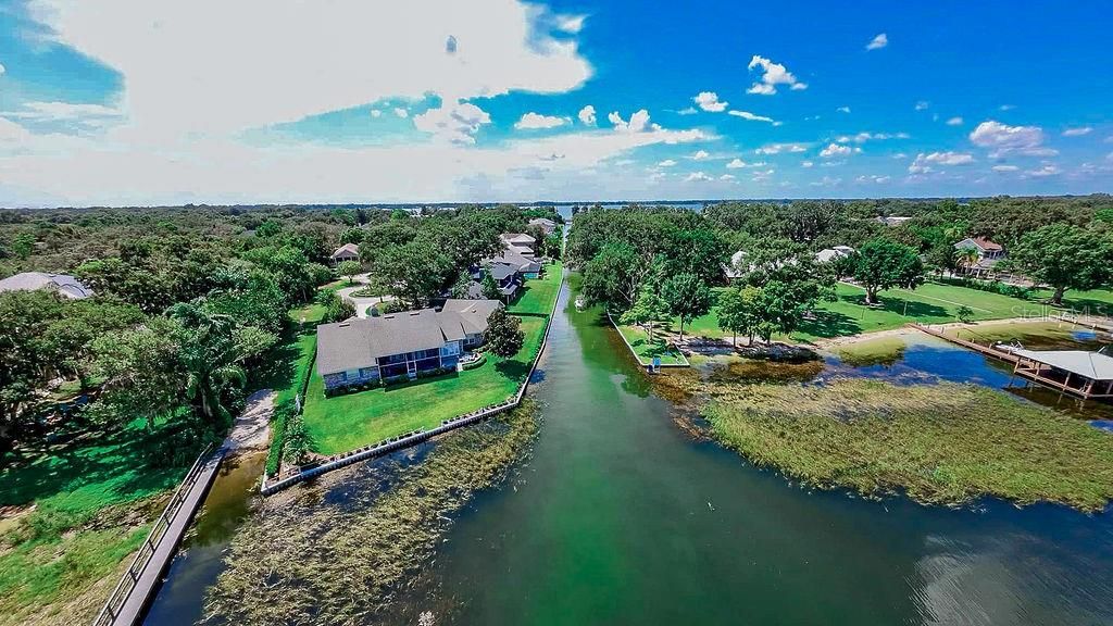 合同活跃: $399,900 (4 贝兹, 4 浴室, 3796 平方英尺)