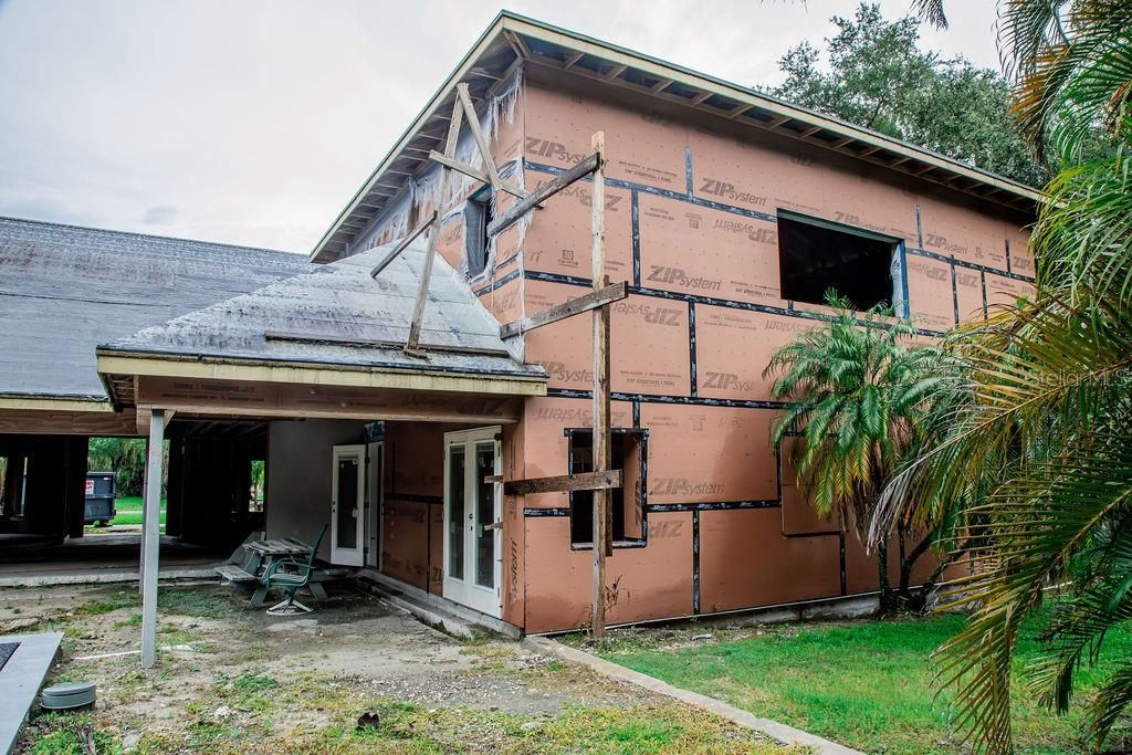 合同活跃: $399,900 (4 贝兹, 4 浴室, 3796 平方英尺)