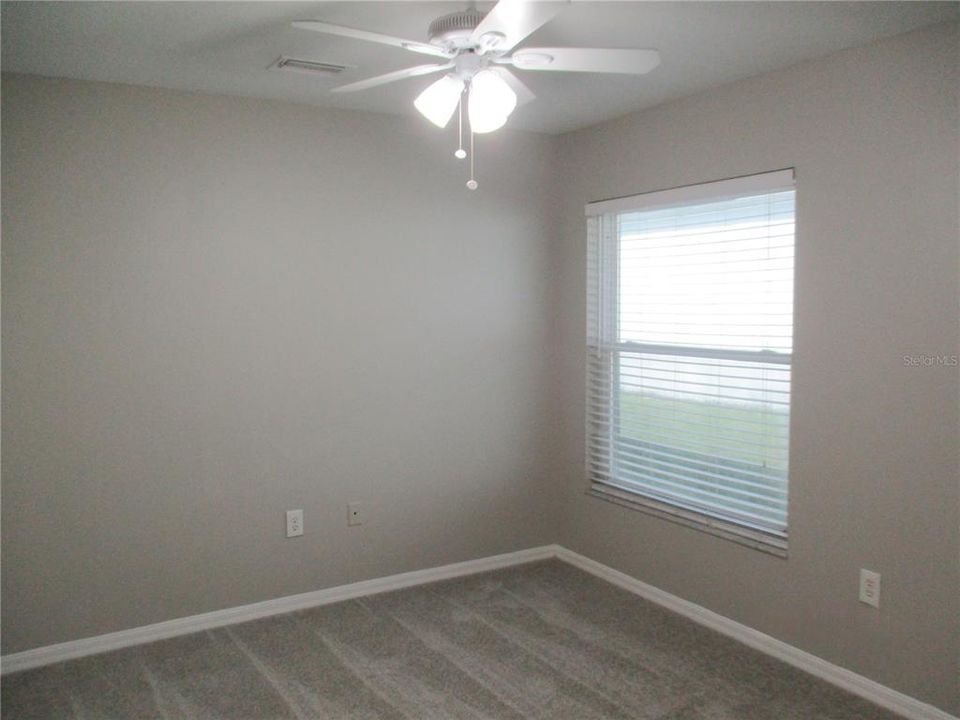 Active With Contract: $314,900 (3 beds, 2 baths, 1439 Square Feet)