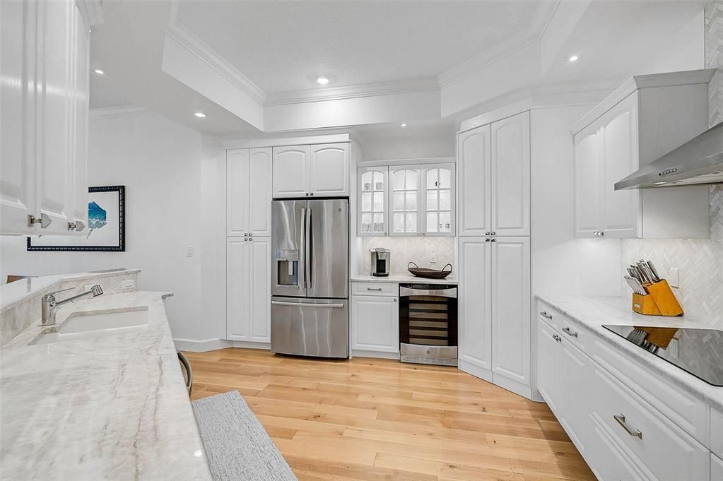 В аренду: $6,000 (3 спален, 3 ванн, 2055 Квадратных фут)