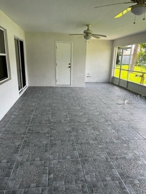 出租: $2,300 (3 贝兹, 3 浴室, 2099 平方英尺)