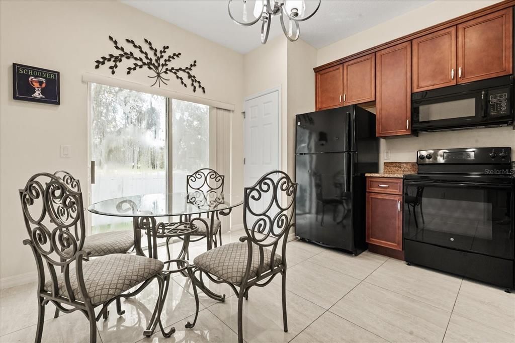 Active With Contract: $2,650 (5 beds, 3 baths, 1604 Square Feet)